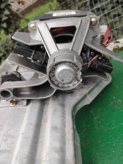 Двигун до пральної машини Бош Bosch