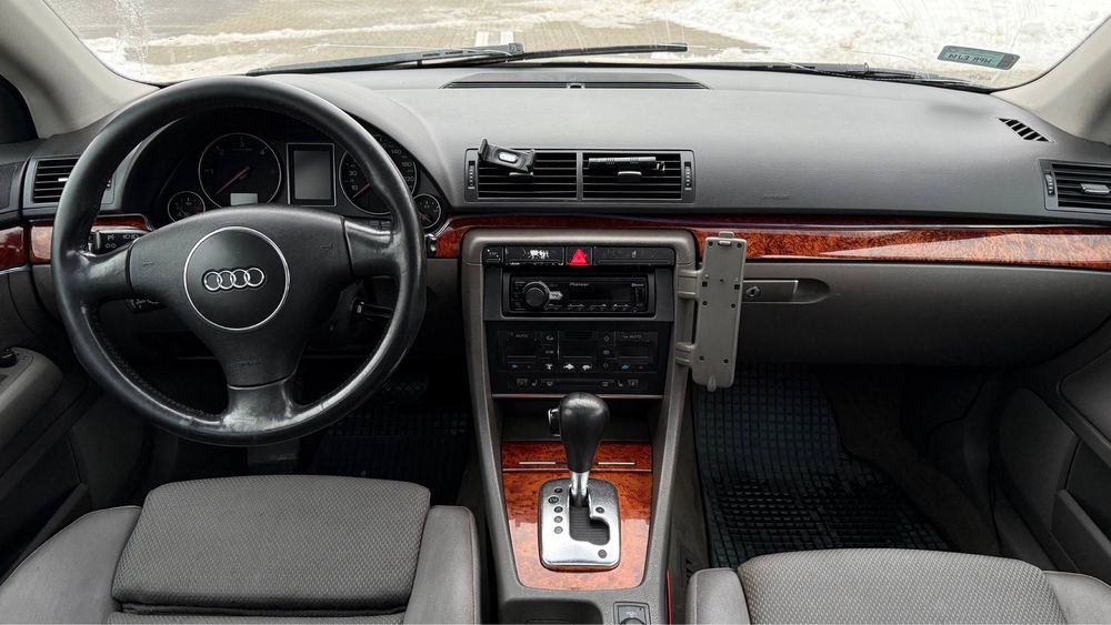 Audi A4  2.5 D.