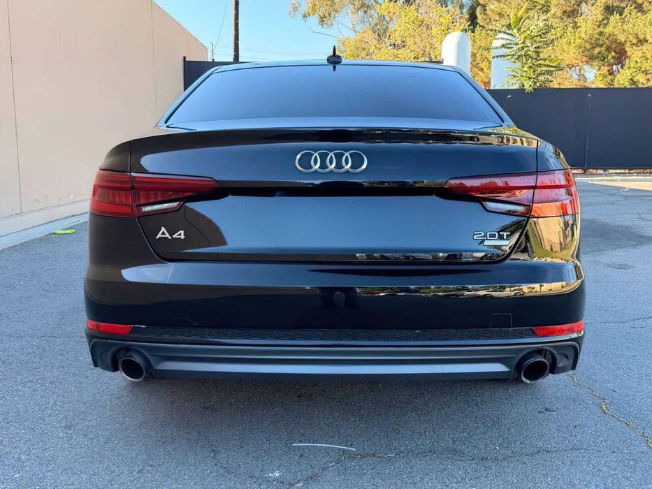 Audi A4      2018