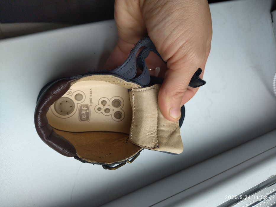 Дитячі черевички Chicco