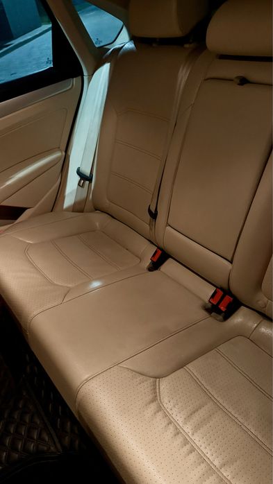 Volkswagen Passat B7 SE 2.5 бензин