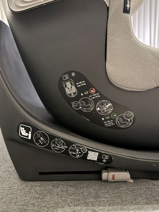 Автокрісло Cybex Sirona 360 105см 18кг