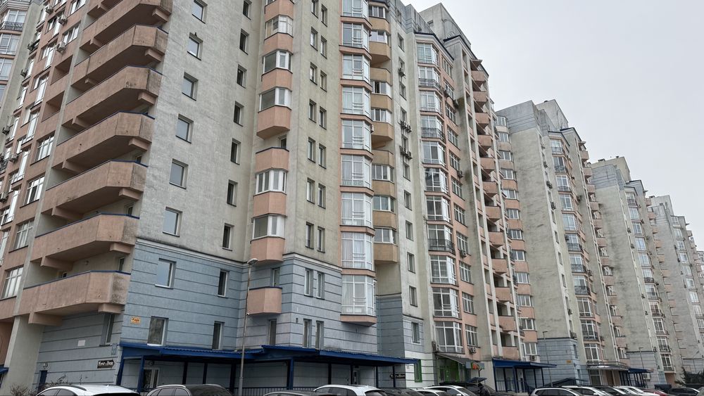 Продаж 2х кімнатноі , вул. Юліі Здановськоі 52а, Ліко Град