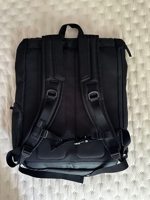 Mochila preta - EASTPAK