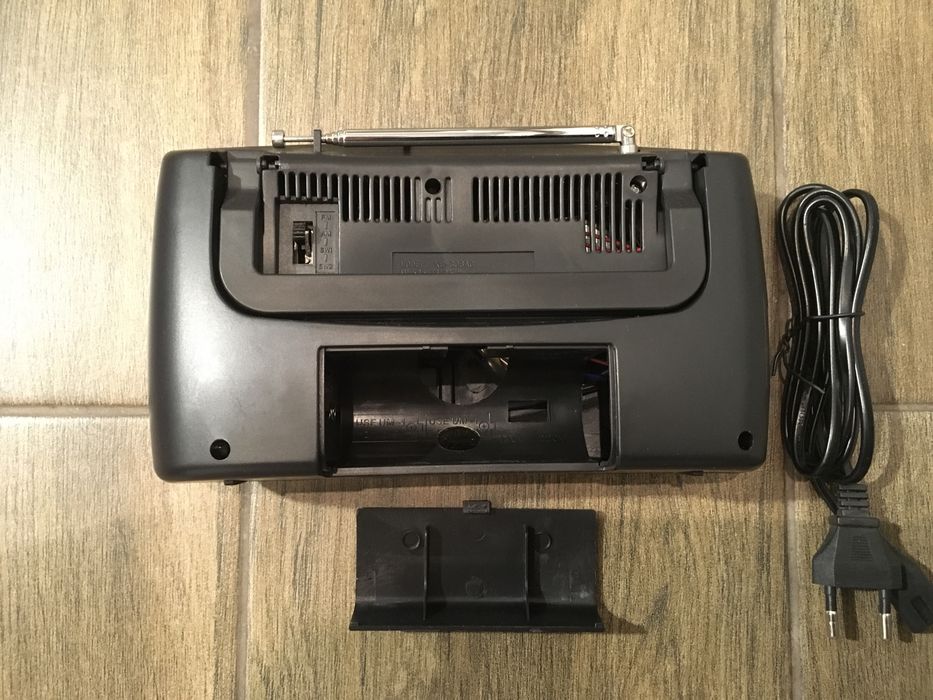 Радіоприймач «Kipo”