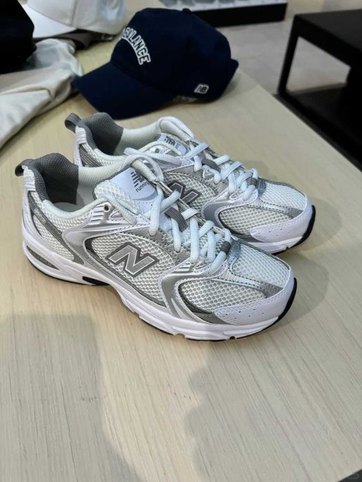 NB_MR530_AD_Srebrny 40