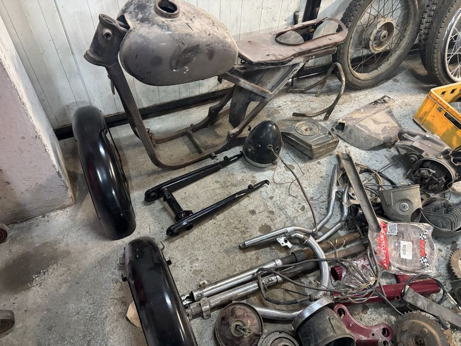 Wsk 125 b1 dwuramówka