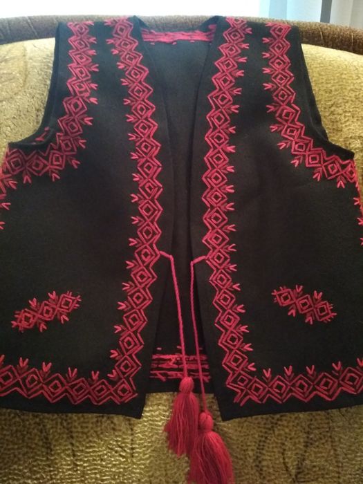 Жилет для мальчика