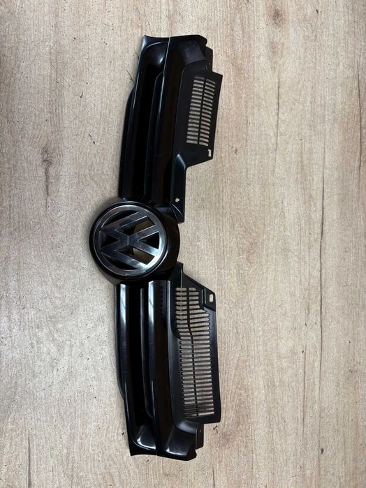 grill/atrapa volkswagen golf 5