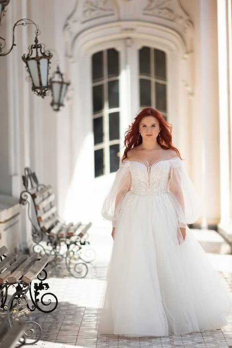 Весільна сукня в ідеальному стані