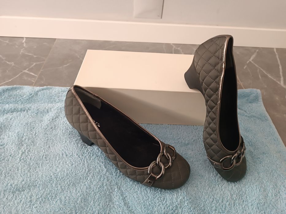 Sapatos elegantes e confortaveis Aerosoles