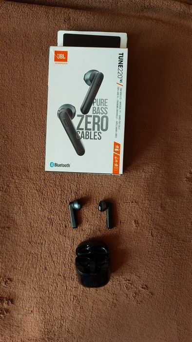 Słuchawki bezprzewodowe JBL 220
