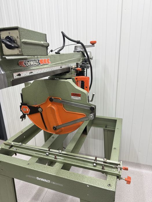 DeWalt 1600s Pila Radialna / ukośnica piła 400mm