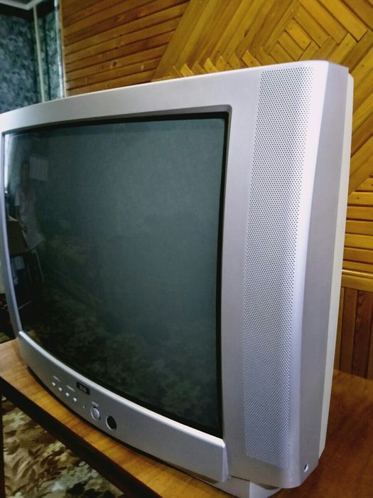 Продам телевизор