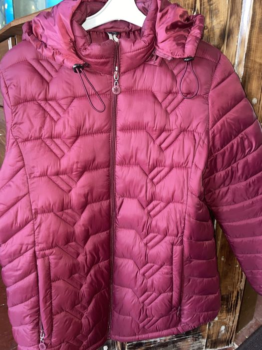 Куртка.   жіноча