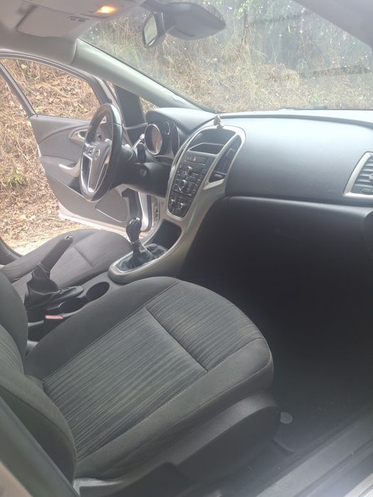 Opel Astra 1.4 Gasolina 2010 | 262.000 km | Muito Boa Mecânica | Inspeção 2027 | 2900€