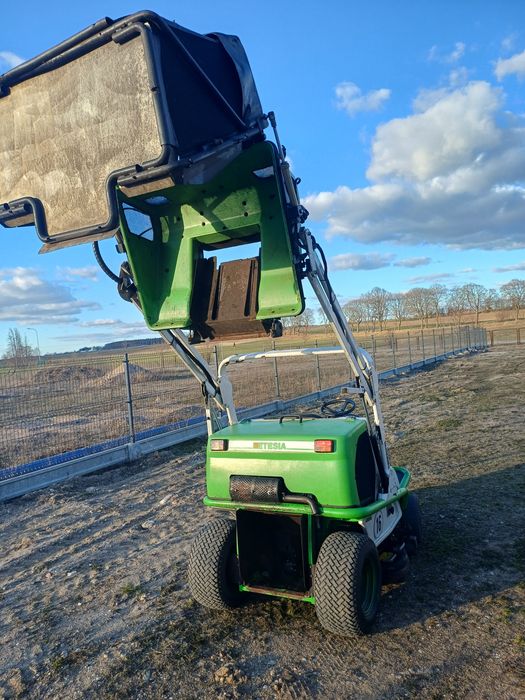 Kosiarka traktorek ETESIA Hydro 124D diesel 
Silnik