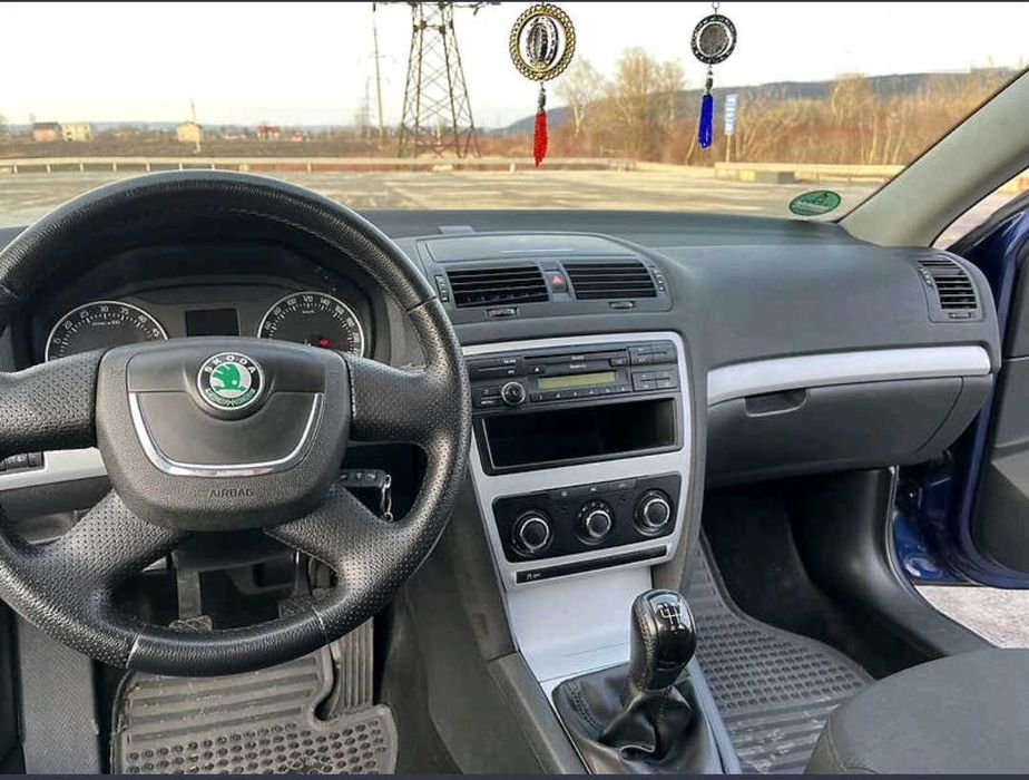 Автомобіль Шкода Октавія