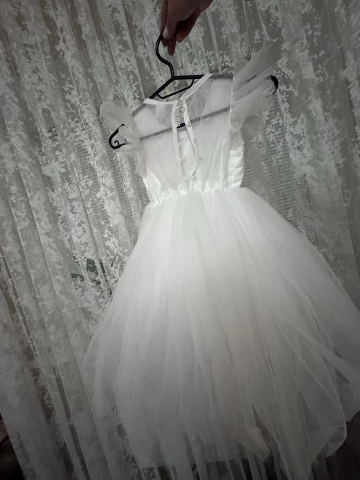 Сукня на дівчинку 120