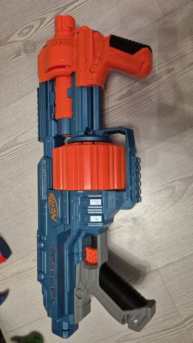 Nerf pistolety i inne