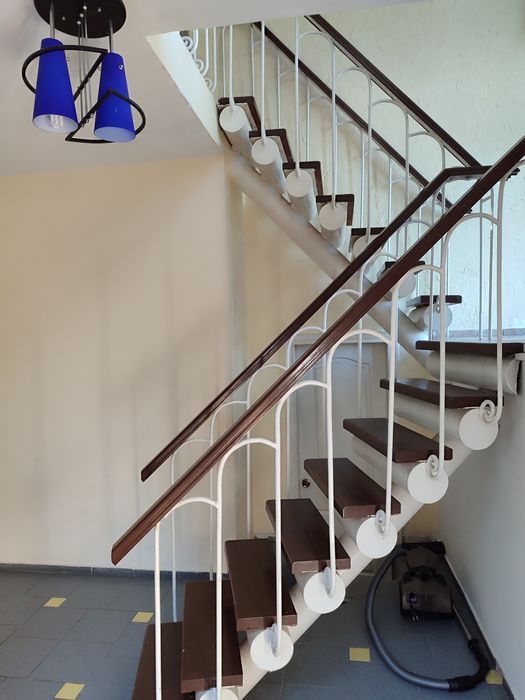 Аренда 2х уровневого коттеджа