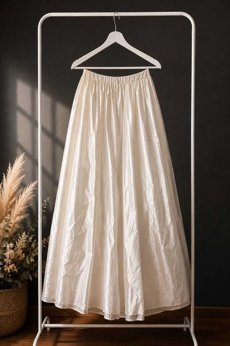 Vestido noiva Bordado, Pérolas, Véu, Laço e "saia interior" - ! SALDOS !