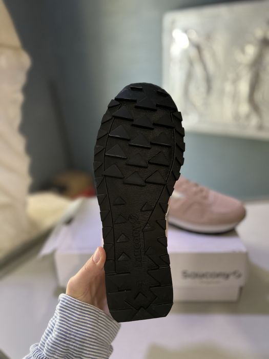 Saycony Shadow original нові оригінальні кросівки діночі чоловічі сауконі в коробці