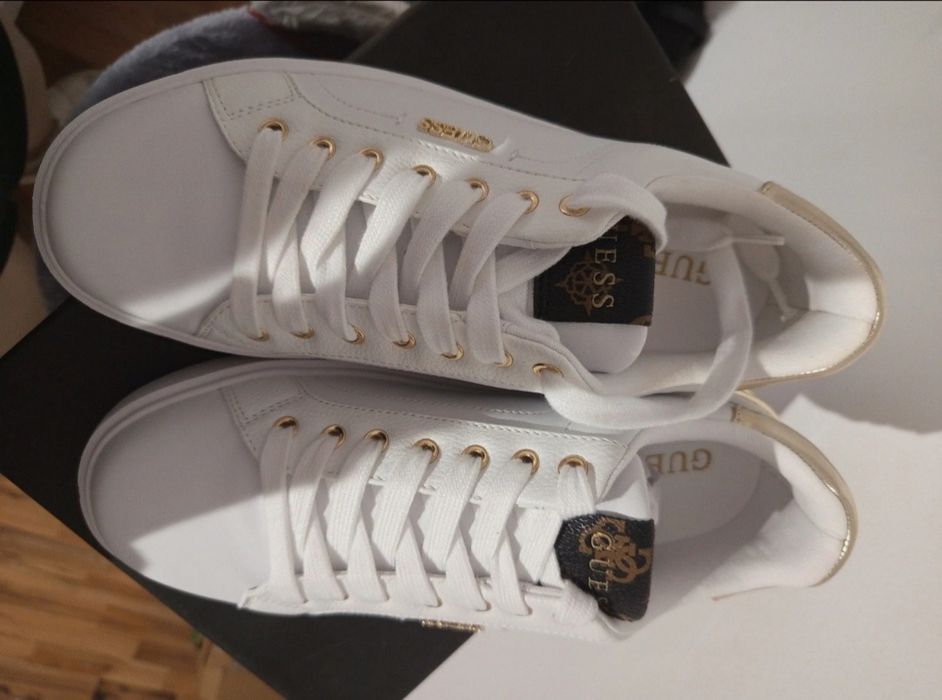 Nowe buty Guess roz.41