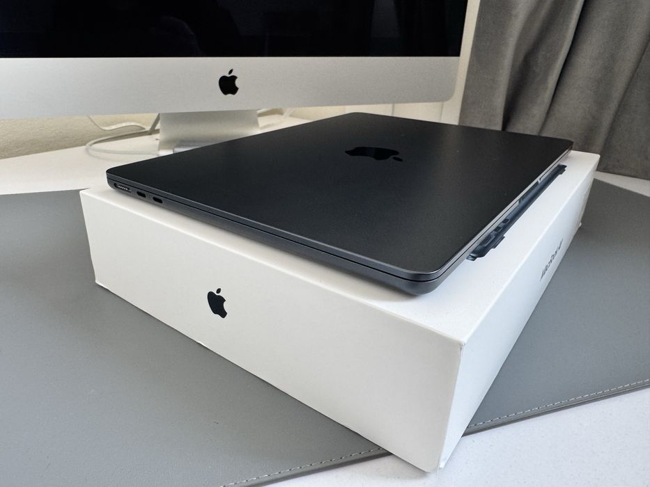 MacBook Air 13, Apple M2, 256GB (3 цикла)