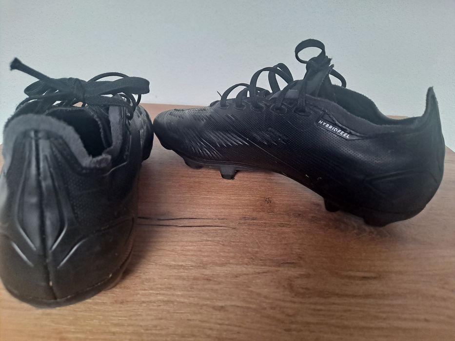 Adidas PREDATOR korki rozmiar 42