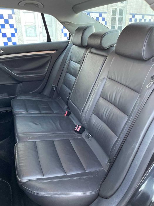 VW Jetta 1.9TDI 105CV Nacional