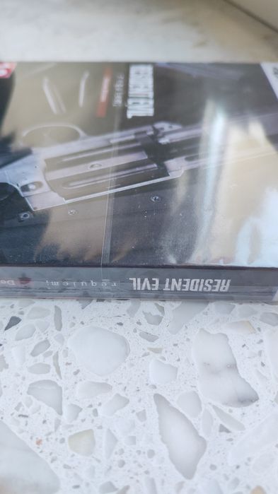 Nowa w folii gra Resident Evil Requiem Deluxe Edition PS5