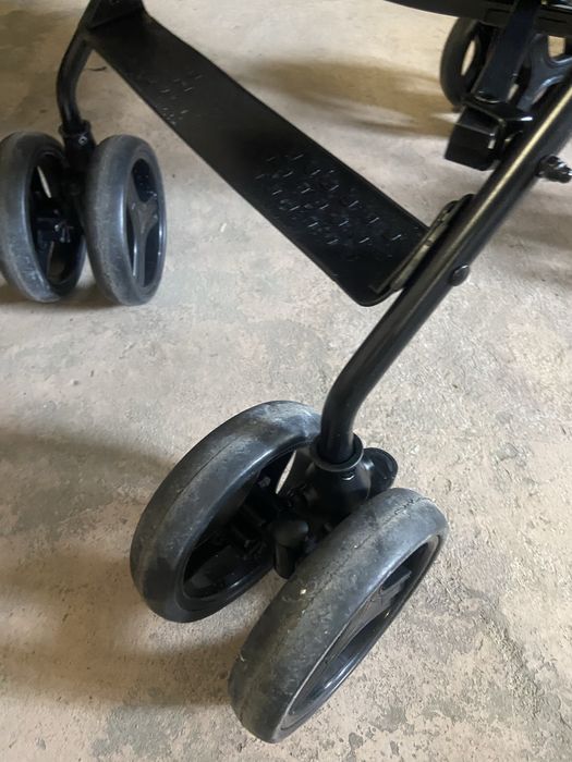 TIK wozek spacerowy parasolka
