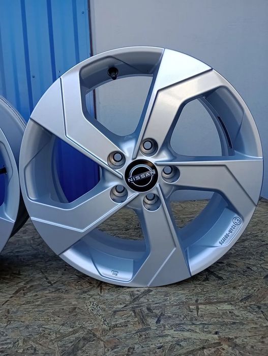 Felgi Aluminiowe NISSAN 5x114 r17 et40  Juke Leaf Qashqai Xtrail