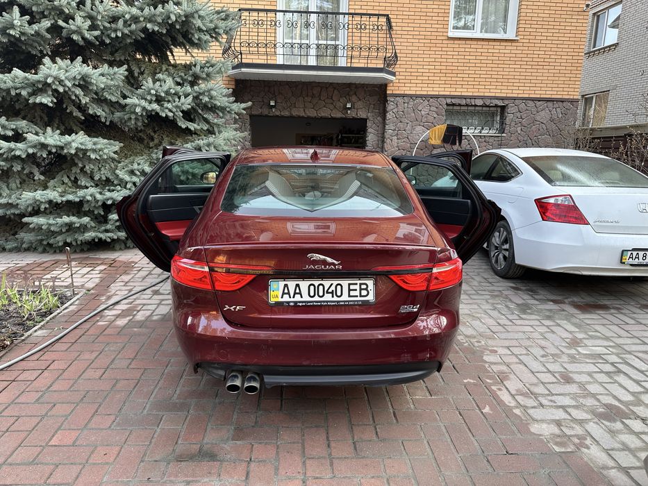 Jaguar XF 2016 2.0d