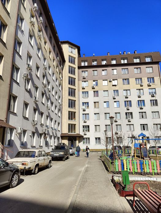 Продам квартира ЖК Карамель. Метро Центральный рынок.Капремонт.