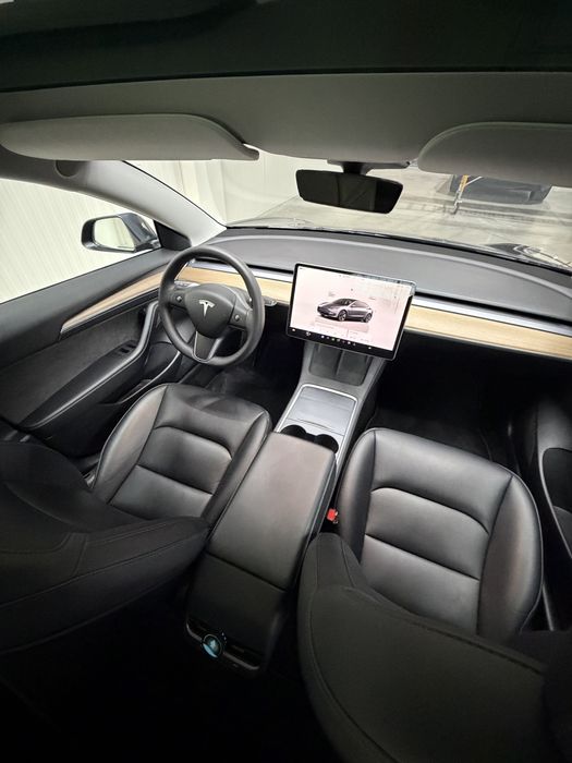 Tesla Model 3 Long Range Dual Motor Ryzen