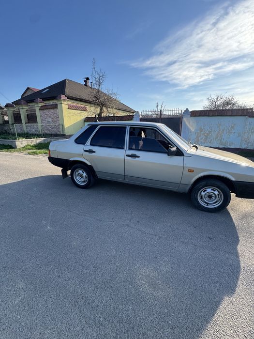 В продаже ваз 21099