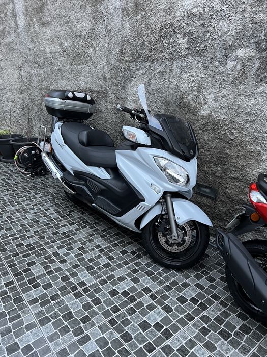 Suzuki Burgman 650 Executive