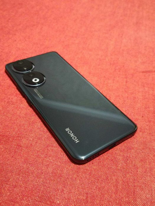 Смартфон  Huawei Honor 90  (8/256GB)