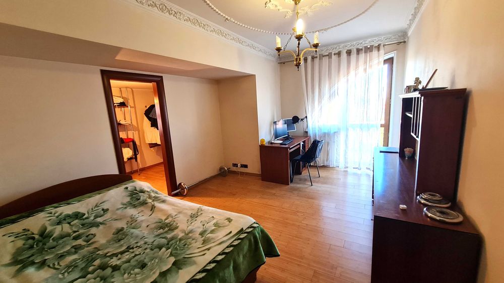 Будинок у Львові р-н вул. Стрийської Преміум Класу для Представництва