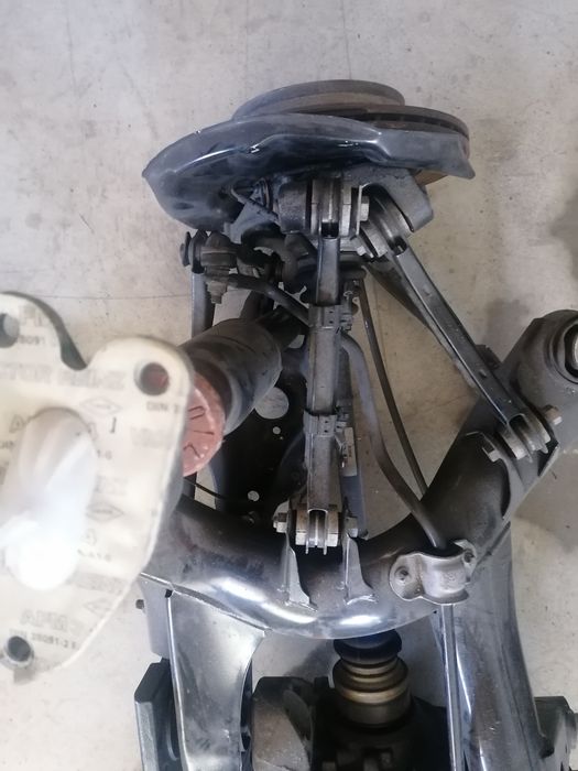 Suspensão traseira completa BMW 118d F20
