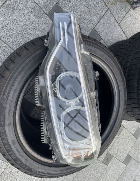 фара передня BMW 328