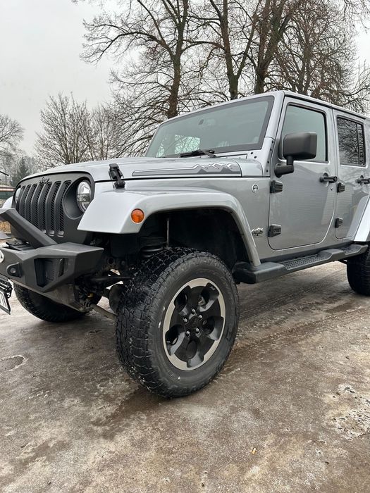 Jeep Wrangler Jeep Wrangler POLAR Edition 3.6 V6 Automat • Hardtop • Lift • 4x4 •