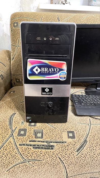 Комп’ютерний комплект (ПК + монітор + принтер) — готовий до роботи