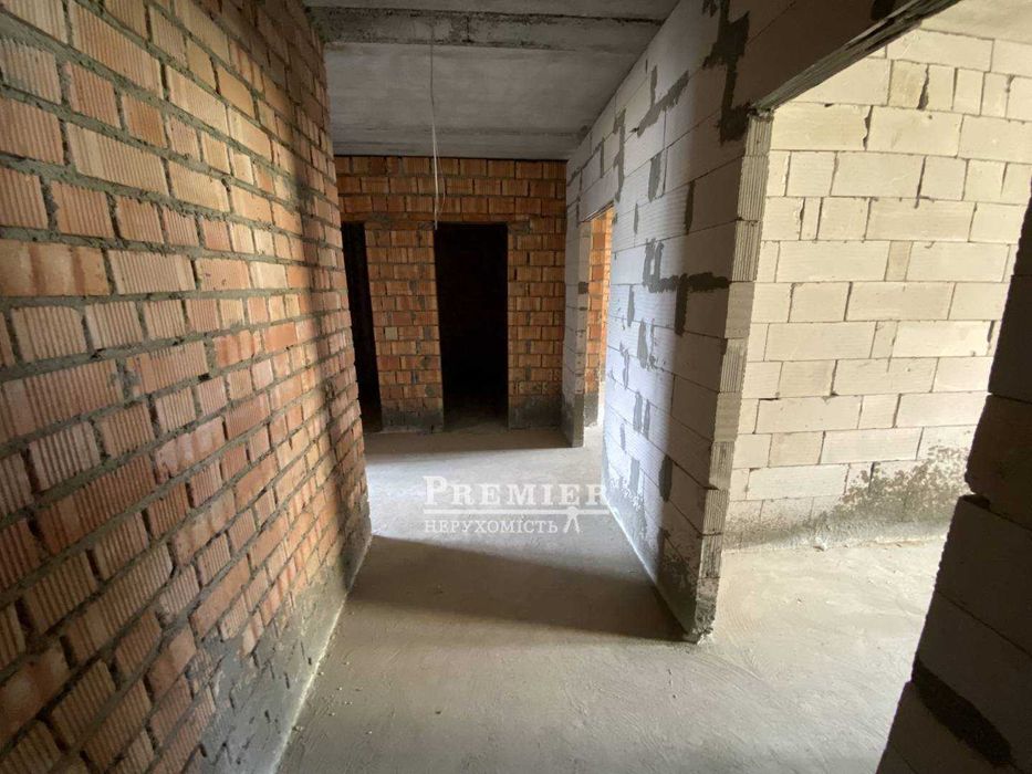 Продам 2-х кімнатну квартиру на Сахарова