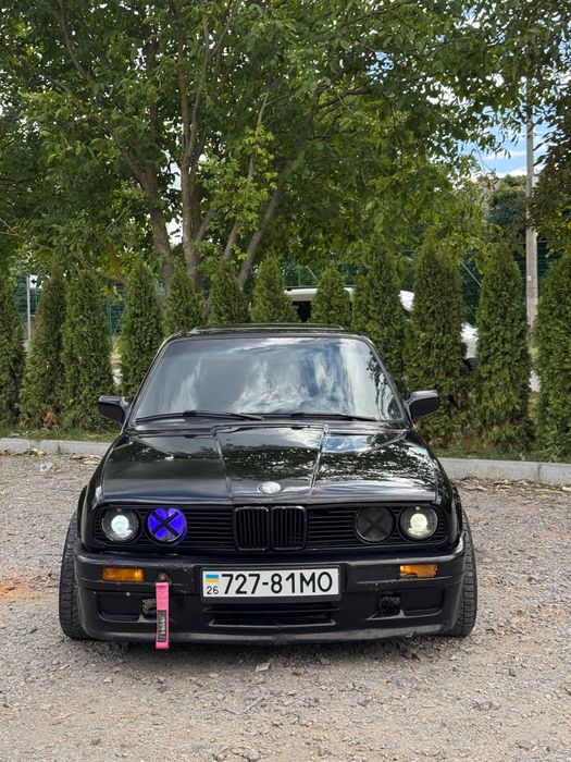 BMW E30 (1.8 м43) можливий обмін на мото або авто