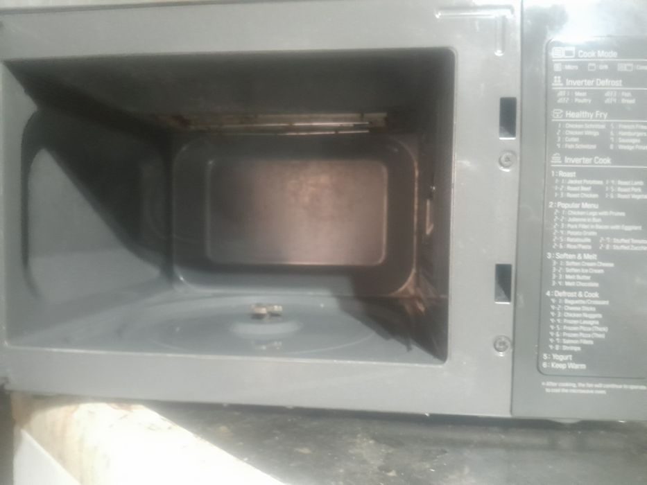 Microndas LG inox c/ grill 40€