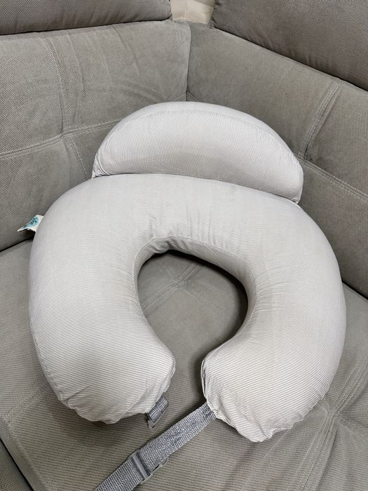 Подушка для годування