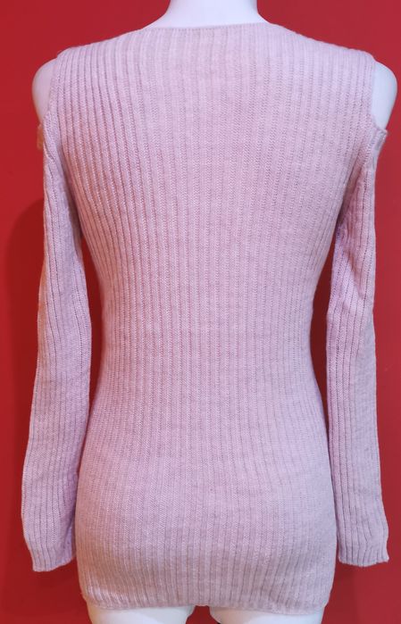Sweterek sweter dekold gołe ramiona